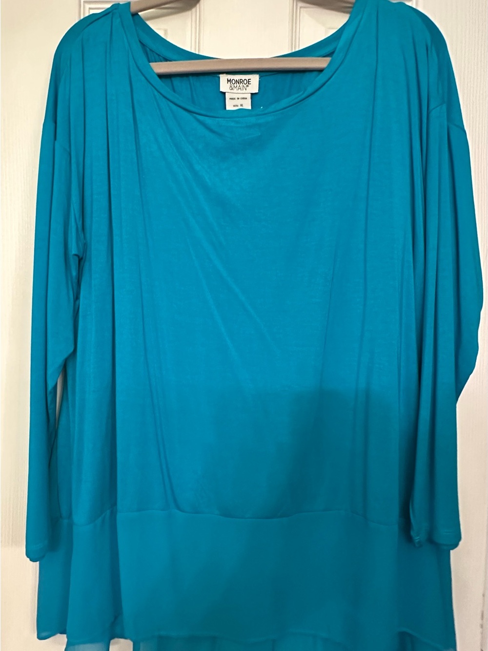 Monroe & Main Teal Layered Long-Sleeve Top